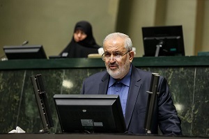 وزیر نیرو در مجلس: اخیرا خارجی‌ها به دلایلی که همه‌تان می‌دانید کشور ما را ترک کرده‌اند؛ حتی چینی‌ها هم از اینجا رفته‌اند / من وزیر صمت [دولت رئیسی] بودم؛ به شما عرض می‌کنم که وقتی دولت جدید را تحویل گرفتیم صنایع خاموش بودند / اقدامی را که دشمن در خطوط گاز انجام داد، هیچ جا اعلام نکردم / آنچه ما [در دولت پزشکیان] تحویل گرفتیم مخازن خالی بود