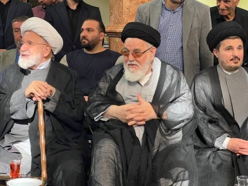 حضور خبرساز خاتمی و کروبی در یک مراسم ختم محمد علی جماعتی (+عکس)