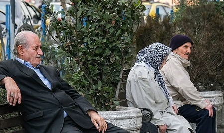 اعتراض بازنشستگان به خدمات ضعیف بیمه تکمیلی/ ۳ میلیون تومان هزینه آزمایش!