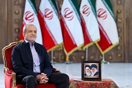 اگر ما موشک هم داشته باشیم، ولی مردم را نداشته باشیم، هیچ قدرتی نداریم/ کسانی که مخالف برجام بودند حالا نگران اسنپبک شدند، این تناقض است/ اگر کسی در خارج، روسری ندارد، آیا یعنی بیعفت است؟ اگر ما موشک هم داشته باشیم، ولی مردم را نداشته باشیم، هیچ قدرتی نداریم/ کسانی که مخالف برجام بودند حالا نگران اسنپبک شدند، این تناقض است/ اگر کسی در خارج، روسری ندارد، آیا یعنی بیعفت است؟