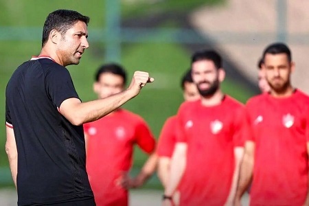 فرصت بزرگ برای وحید هاشمیان و پرسپولیس فرصت بزرگ برای وحید هاشمیان و پرسپولیس