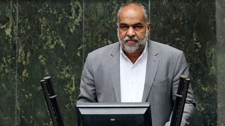 نماینده مجلس: آقای وزیر! معلمان و همکاران شما در اسنپ و آژانس کار می کنند،  احوالی از آنها بگیرید!