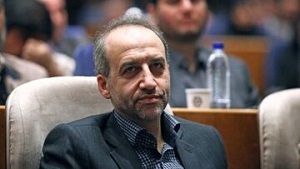 سرافراز، رئیس سابق صداوسیما: جنجال حجاب برای به حاشیه راندن ماجرای کرسنت است
