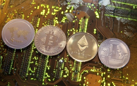 قیمت تتر و بیت کوین امروز ۵ شهریور / سایر ارزهای دیجیتال چند؟