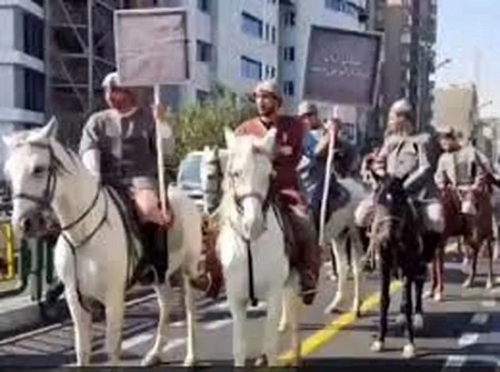 ماجرای حضور سربازان هخامنشی در خیابانهای تهران (ویدئو) ماجرای حضور سربازان هخامنشی در خیابانهای تهران (ویدئو)