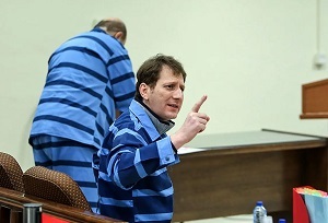 تهدید ثابتی توسط زنجانی/ ادعایت را ثابت نکنی پشت و رویت می‌کنم