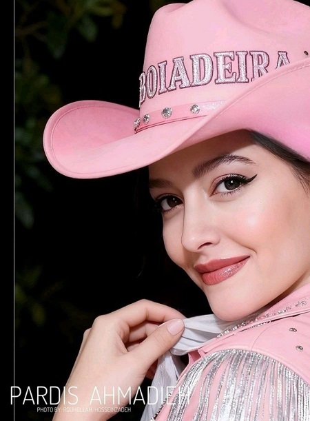 پردیس احمدیه باربی شد (عکس)