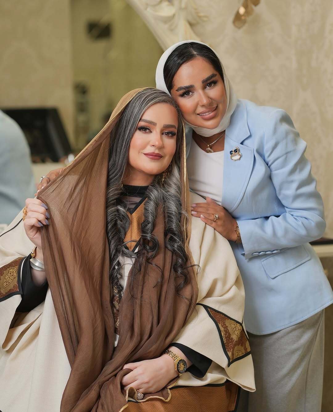 رونمایی «نعیمه نظام‌دوست» از موهای خاکستری و استایل جدید! (عکس)