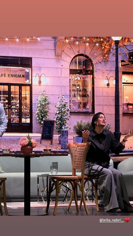 تیپ فریبا نادری در اجرای نمایش «روایتهای زناشویی» در دبی (عکس) تیپ فریبا نادری در اجرای نمایش «روایتهای زناشویی» در دبی (عکس)