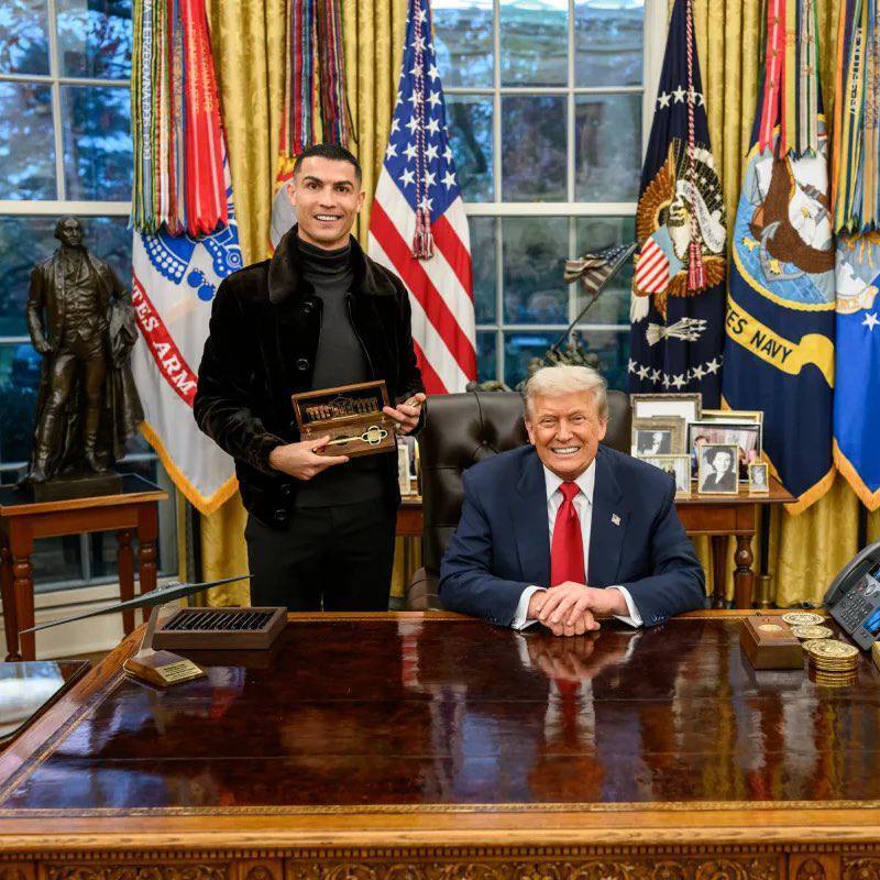 دیدار رونالدو و ترامپ در کاخ سفید (عکس) دیدار رونالدو و ترامپ در کاخ سفید (عکس)