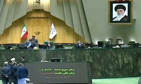 فریاد مرگ بر روحانی در مجلس! (ویدئو) فریاد مرگ بر روحانی در مجلس! (ویدئو)