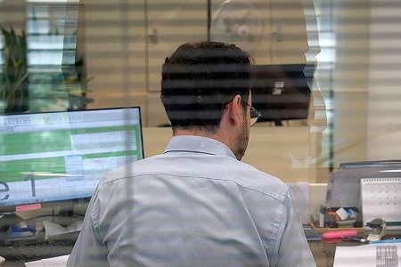 شرایط دریافت وام ۴۰۰ میلیونی اعلام شد: کارمندان دولت، فرهنگیان و بازنشستگان تامین اجتماعی مشمولان وام بانک رفاه هستند