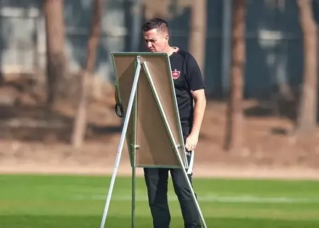 سورپرایز پرسپولیس برای پنجره زمستانی!