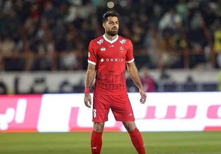 روایت پورمدافع پرسپولیس از علت درگیری اوریه و کنعانی زادگان روایت پورمدافع پرسپولیس از علت درگیری اوریه و کنعانی زادگان