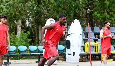 بمب نقل و انتقالات پرسپولیس جدا می‌شود؟