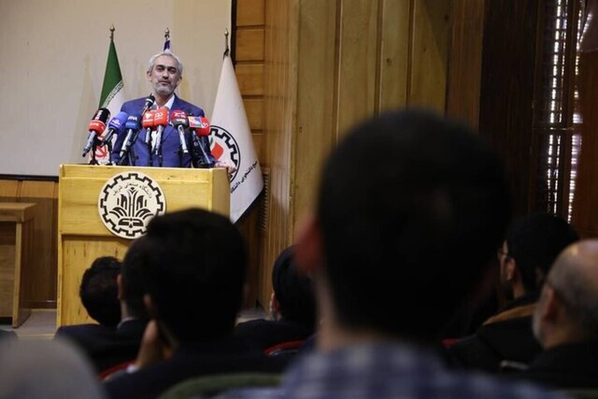 وزیر اقتصاد: اصلاحات اقتصادی ۴ تا ۸ سال طول می‌کشد/ ما در سوئیس نیستیم که یک امضا کنیم و فردا همه چیز درست شود