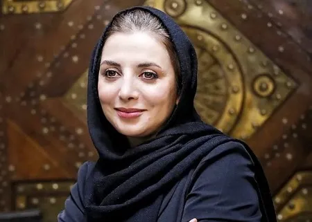 روایت رویا میرعلمی از خنده شدید در مراسم هفتم پدرش در برنامه قیاسی (ویدئو) روایت رویا میرعلمی از خنده شدید در مراسم هفتم پدرش در برنامه قیاسی (ویدئو)