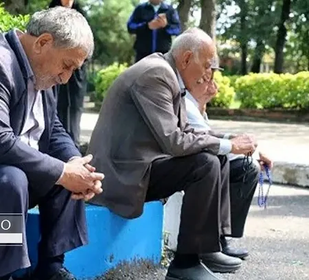 درخواست بازنشستگان لشکری درباره لایحه افزایش حقوق در مجلس درخواست بازنشستگان لشکری درباره لایحه افزایش حقوق در مجلس