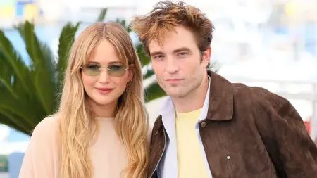 معرفی و نقد فیلم «بمیر، عشق من» 2025 Die My Love: جنون عاشقانه جنیفر لارنس و رابرت پتینسون! معرفی و نقد فیلم «بمیر، عشق من» 2025 Die My Love: جنون عاشقانه جنیفر لارنس و رابرت پتینسون!