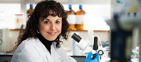 سارا تبریزی در میان ۱۰ فرد تاثیرگذار جهان علم در سال ۲۰۲۵ سارا تبریزی در میان ۱۰ فرد تاثیرگذار جهان علم در سال ۲۰۲۵