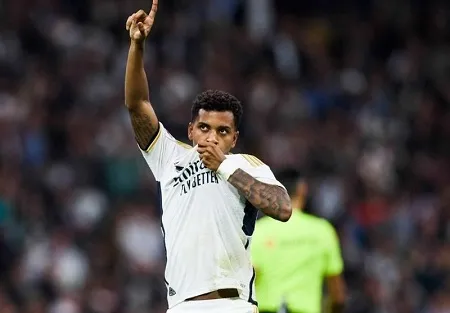 خلاصه بازی رئال مادرید ۲ - ۱ آلاوس؛ امباپه و رودریگو عصای دست شدند! (ویدئو) خلاصه بازی رئال مادرید ۲ - ۱ آلاوس؛ امباپه و رودریگو عصای دست شدند! (ویدئو)