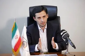 عزل شبانه مدیری که ۵۰۰ میلیون تومان حقوق میگرفت! عزل شبانه مدیری که ۵۰۰ میلیون تومان حقوق میگرفت!