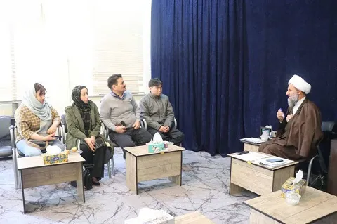 عشق به دختر قرچکی یک تبعه چینی را مسلمان و شیعه کرد (عکس) عشق به دختر قرچکی یک تبعه چینی را مسلمان و شیعه کرد (عکس)