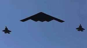 انتشار جزئیات تازه از حمله به تاسیسات اتمی ایران / فرمانده آمریکایی مدعی است: یک موشک هم به‌ جنگنده‌های ما شلیک نشد